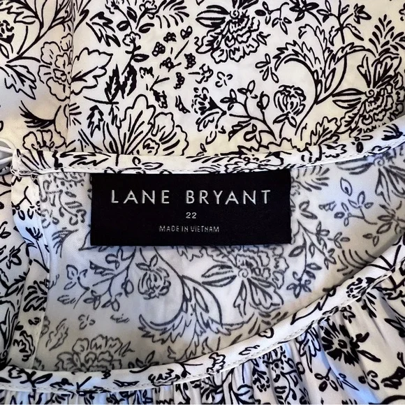 Lane Bryant Black and White Puff Sleeve Blouse  Size 22 - Picture 9 of 11